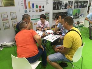 Cwsmeriaid Bwlgaria Bulgarian customers